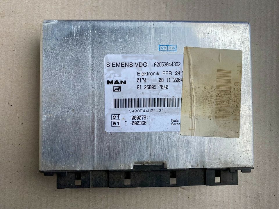 MAN FFR SIEMENS VDO Steuergerät 81.25805.7040 - Upravljačka jedinica (ECU) za Kamion: slika MAN FFR SIEMENS VDO Steuergerät 81.25805.7040 - Upravljačka jedinica (ECU) za Kamion MAN FFR SIEMENS VDO Steuergerät 81.25805.7040 - Upravljačka jedinica (ECU) za Kamion: slika MAN FFR SIEMENS VDO Steuergerät 81.25805.7040 - Upravljačka jedinica (ECU) za Kamion