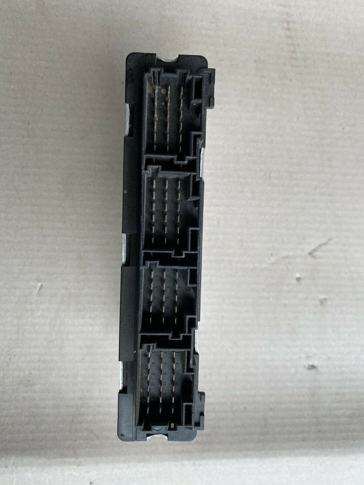 MAN FFR SIEMENS VDO Steuergerät 81.25805.7040 - Upravljačka jedinica (ECU) za Kamion: slika MAN FFR SIEMENS VDO Steuergerät 81.25805.7040 - Upravljačka jedinica (ECU) za Kamion MAN FFR SIEMENS VDO Steuergerät 81.25805.7040 - Upravljačka jedinica (ECU) za Kamion: slika MAN FFR SIEMENS VDO Steuergerät 81.25805.7040 - Upravljačka jedinica (ECU) za Kamion