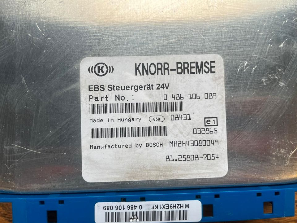 MAN KNORR-BREMSE EBS Steuergerät 81.25808-7054 - Upravljačka jedinica (ECU) za Kamion: slika MAN KNORR-BREMSE EBS Steuergerät 81.25808-7054 - Upravljačka jedinica (ECU) za Kamion MAN KNORR-BREMSE EBS Steuergerät 81.25808-7054 - Upravljačka jedinica (ECU) za Kamion: slika MAN KNORR-BREMSE EBS Steuergerät 81.25808-7054 - Upravljačka jedinica (ECU) za Kamion