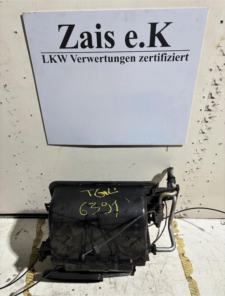 MAN TGL Innenraum Gebläse/Heizung 81.61900.6391 - Ventilator za Kamion: slika MAN TGL Innenraum Gebläse/Heizung 81.61900.6391 - Ventilator za Kamion MAN TGL Innenraum Gebläse/Heizung 81.61900.6391 - Ventilator za Kamion: slika MAN TGL Innenraum Gebläse/Heizung 81.61900.6391 - Ventilator za Kamion