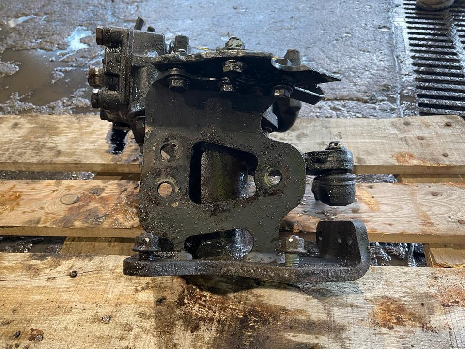 MAN TGL Lenkung Lenkgetriebe RBL - Upravljački mehanizam za Kamion: slika MAN TGL Lenkung Lenkgetriebe RBL - Upravljački mehanizam za Kamion MAN TGL Lenkung Lenkgetriebe RBL - Upravljački mehanizam za Kamion: slika MAN TGL Lenkung Lenkgetriebe RBL - Upravljački mehanizam za Kamion