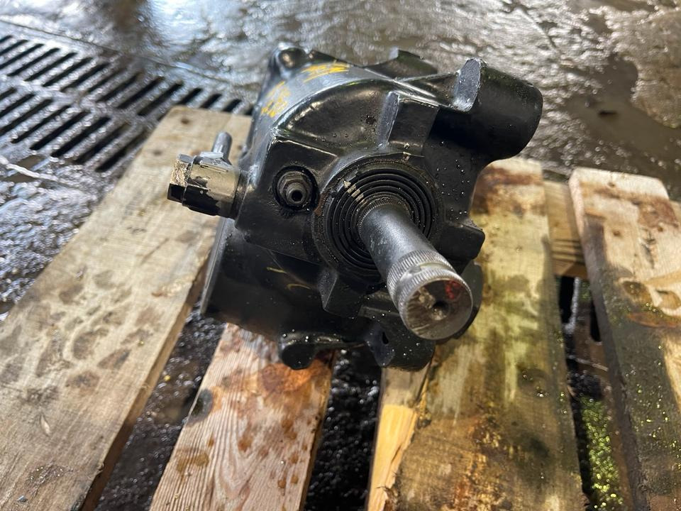 MAN TGM Lenkung Lenkgetriebe ZF - Letva volana za Kamion: slika MAN TGM Lenkung Lenkgetriebe ZF - Letva volana za Kamion MAN TGM Lenkung Lenkgetriebe ZF - Letva volana za Kamion: slika MAN TGM Lenkung Lenkgetriebe ZF - Letva volana za Kamion