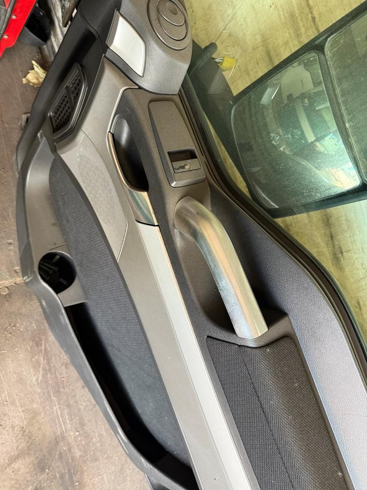 MAN TGS EU6 Beifahrertür Spiegel Innenverkleidung LN 80 - Vrata i dijelovi za Kamion: slika MAN TGS EU6 Beifahrertür Spiegel Innenverkleidung LN 80 - Vrata i dijelovi za Kamion MAN TGS EU6 Beifahrertür Spiegel Innenverkleidung LN 80 - Vrata i dijelovi za Kamion: slika MAN TGS EU6 Beifahrertür Spiegel Innenverkleidung LN 80 - Vrata i dijelovi za Kamion