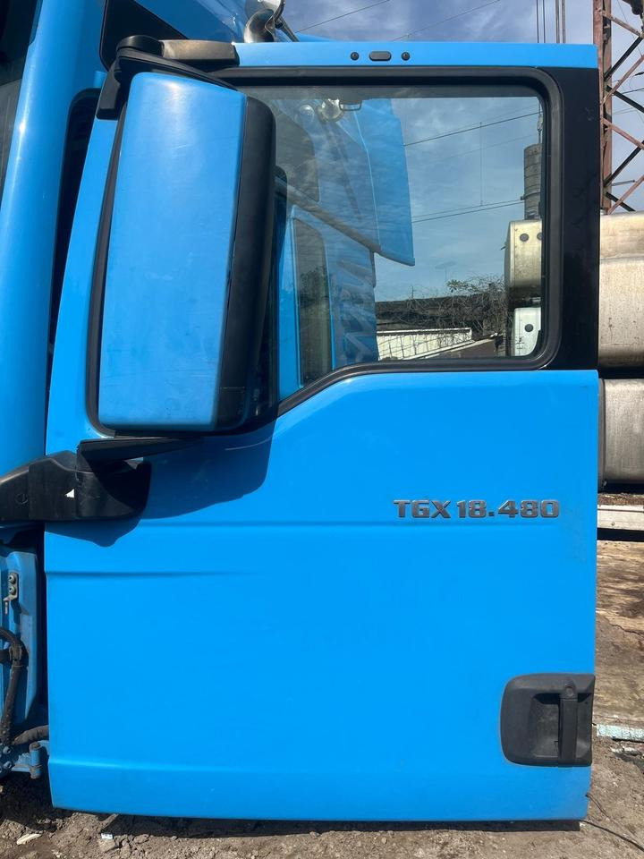 MAN TGX EU6 Fahrertür, Tür blau, Spiegel & Innenverkleidung - Vrata i dijelovi za Kamion: slika MAN TGX EU6 Fahrertür, Tür blau, Spiegel & Innenverkleidung - Vrata i dijelovi za Kamion MAN TGX EU6 Fahrertür, Tür blau, Spiegel & Innenverkleidung - Vrata i dijelovi za Kamion: slika MAN TGX EU6 Fahrertür, Tür blau, Spiegel & Innenverkleidung - Vrata i dijelovi za Kamion