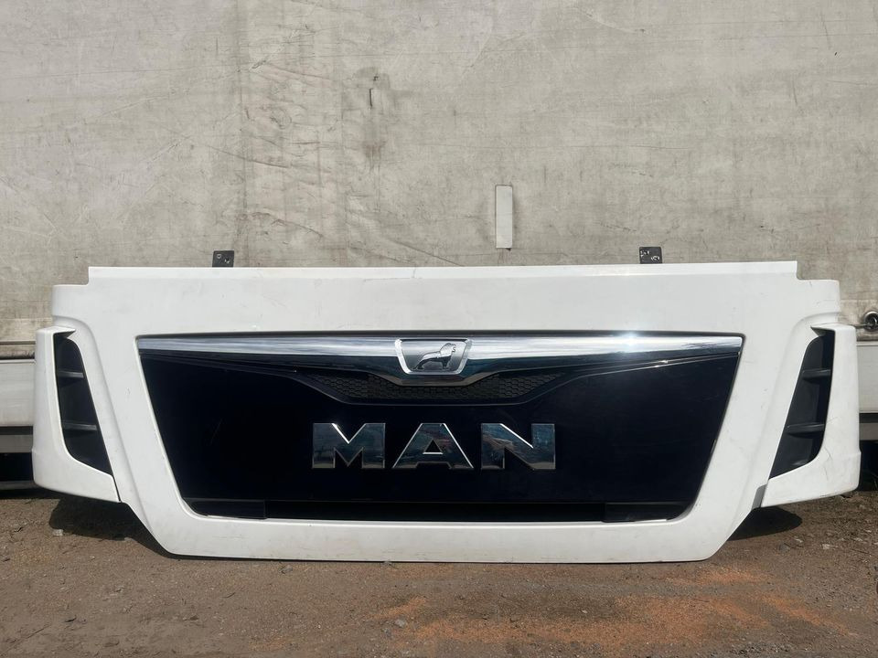 MAN TGX EU6 Motorhaube Kühlergrill 81.061110-6095 - Hladnjak za Kamion: slika MAN TGX EU6 Motorhaube Kühlergrill 81.061110-6095 - Hladnjak za Kamion MAN TGX EU6 Motorhaube Kühlergrill 81.061110-6095 - Hladnjak za Kamion: slika MAN TGX EU6 Motorhaube Kühlergrill 81.061110-6095 - Hladnjak za Kamion