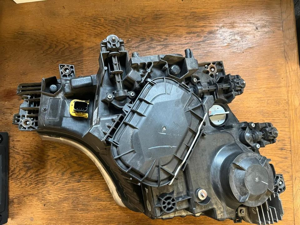 Mercedes Actros LED Scheinwerfer Vorne Links A9618205039 - Prednja svjetla za Kamion: slika Mercedes Actros LED Scheinwerfer Vorne Links A9618205039 - Prednja svjetla za Kamion Mercedes Actros LED Scheinwerfer Vorne Links A9618205039 - Prednja svjetla za Kamion: slika Mercedes Actros LED Scheinwerfer Vorne Links A9618205039 - Prednja svjetla za Kamion