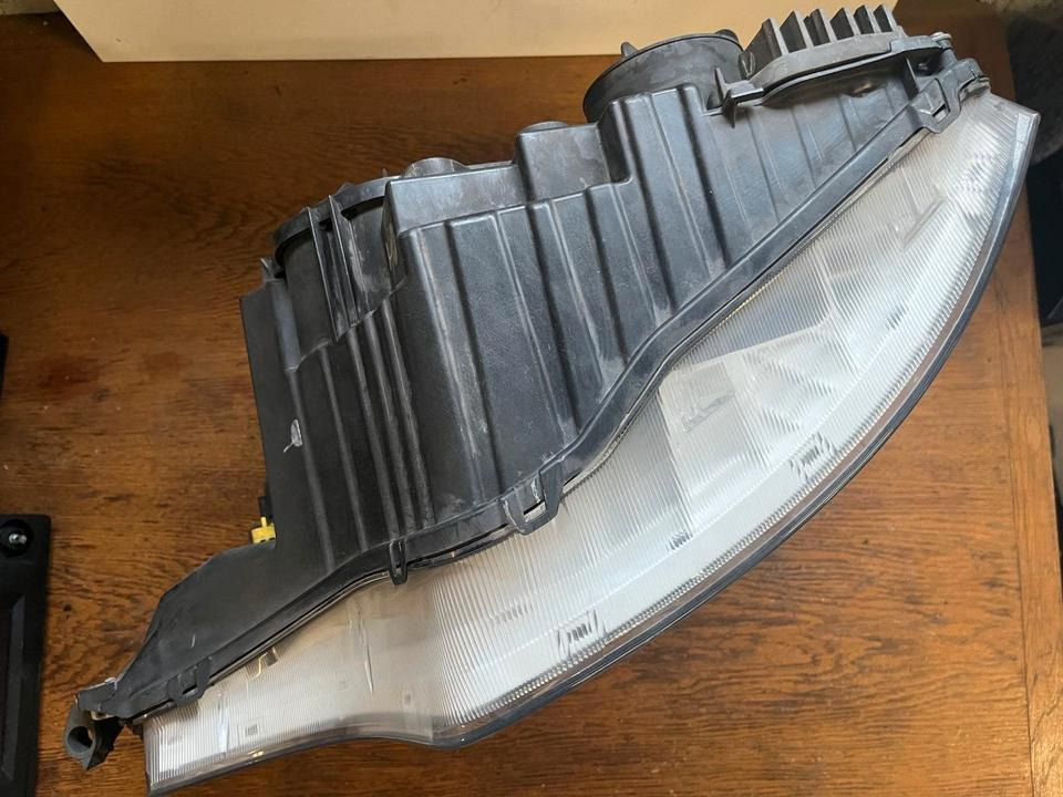 Mercedes Actros LED Scheinwerfer Vorne Links A9618205039 - Prednja svjetla za Kamion: slika Mercedes Actros LED Scheinwerfer Vorne Links A9618205039 - Prednja svjetla za Kamion Mercedes Actros LED Scheinwerfer Vorne Links A9618205039 - Prednja svjetla za Kamion: slika Mercedes Actros LED Scheinwerfer Vorne Links A9618205039 - Prednja svjetla za Kamion