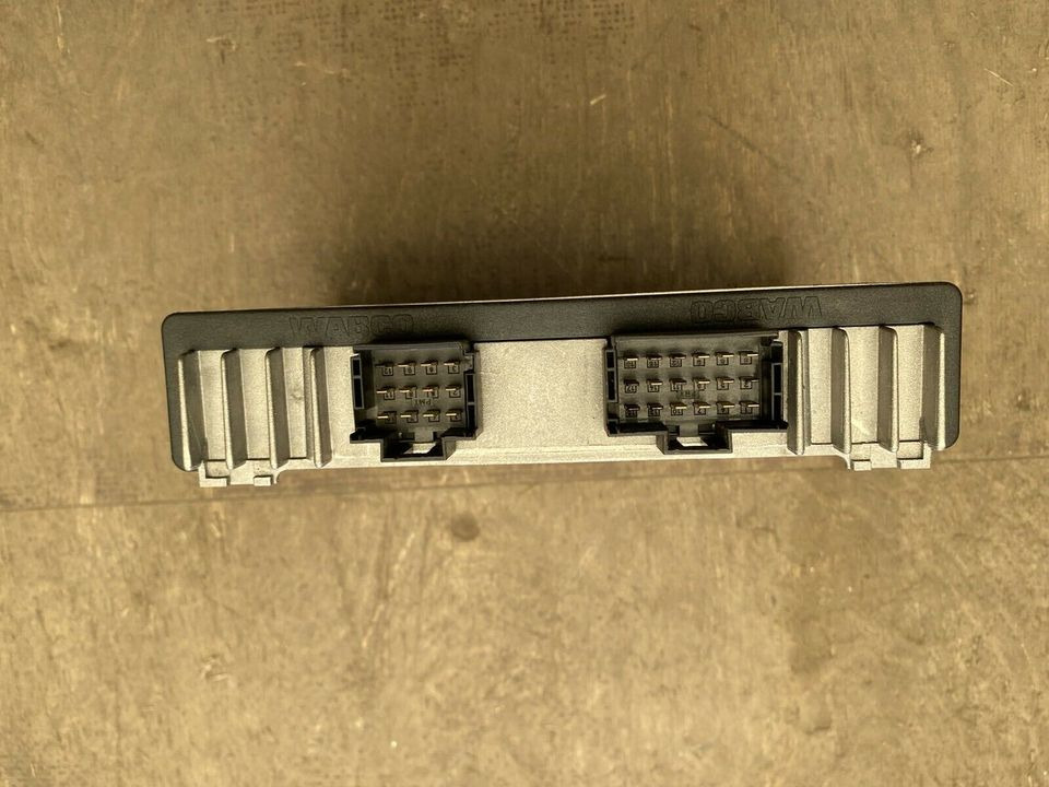 Mercedes Actros MP2 VOITH Retarder Control Unit 0004463115 - Upravljačka jedinica (ECU) za Kamion: slika Mercedes Actros MP2 VOITH Retarder Control Unit 0004463115 - Upravljačka jedinica (ECU) za Kamion Mercedes Actros MP2 VOITH Retarder Control Unit 0004463115 - Upravljačka jedinica (ECU) za Kamion: slika Mercedes Actros MP2 VOITH Retarder Control Unit 0004463115 - Upravljačka jedinica (ECU) za Kamion