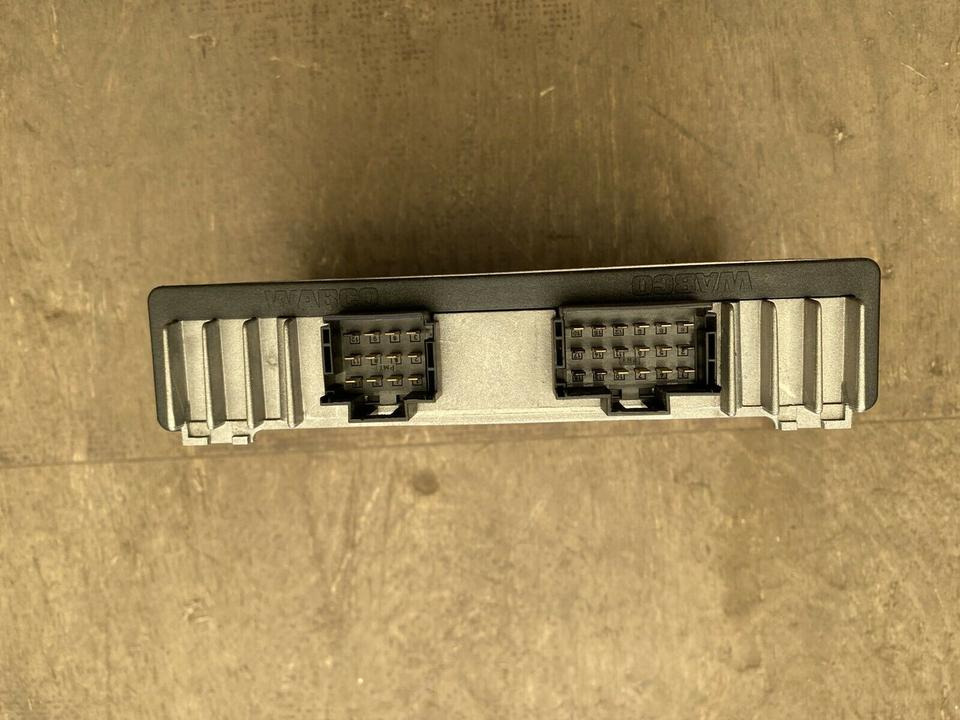 Mercedes Actros MP2 VOITH Retarder Control Unit 0004463115 - Upravljačka jedinica (ECU) za Kamion: slika Mercedes Actros MP2 VOITH Retarder Control Unit 0004463115 - Upravljačka jedinica (ECU) za Kamion Mercedes Actros MP2 VOITH Retarder Control Unit 0004463115 - Upravljačka jedinica (ECU) za Kamion: slika Mercedes Actros MP2 VOITH Retarder Control Unit 0004463115 - Upravljačka jedinica (ECU) za Kamion