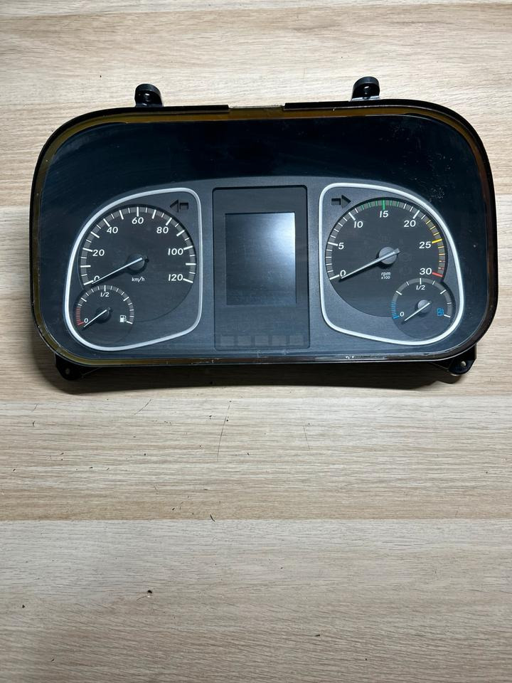 Mercedes Atego 4 EU6 Kombiinstrument A9674463821 - Ploča s instrumentima: slika Mercedes Atego 4 EU6 Kombiinstrument A9674463821 - Ploča s instrumentima Mercedes Atego 4 EU6 Kombiinstrument A9674463821 - Ploča s instrumentima: slika Mercedes Atego 4 EU6 Kombiinstrument A9674463821 - Ploča s instrumentima
