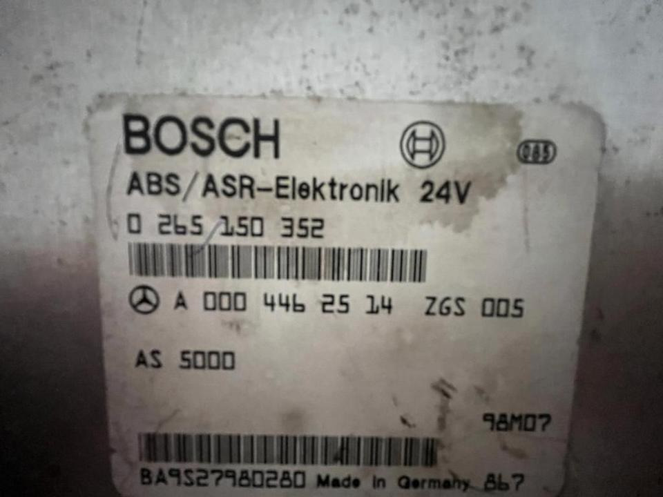 Mercedes Atego BOSCH Elektronik ABS Steuergerät A0004462514 - Upravljačka jedinica (ECU) za Kamion: slika Mercedes Atego BOSCH Elektronik ABS Steuergerät A0004462514 - Upravljačka jedinica (ECU) za Kamion Mercedes Atego BOSCH Elektronik ABS Steuergerät A0004462514 - Upravljačka jedinica (ECU) za Kamion: slika Mercedes Atego BOSCH Elektronik ABS Steuergerät A0004462514 - Upravljačka jedinica (ECU) za Kamion