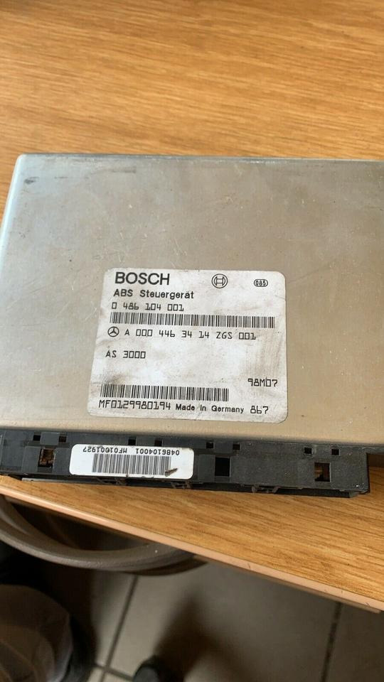 Mercedes Atego BOSCH Elektronik ABS Steuergerät A0004463414 - Upravljačka jedinica (ECU) za Kamion: slika Mercedes Atego BOSCH Elektronik ABS Steuergerät A0004463414 - Upravljačka jedinica (ECU) za Kamion Mercedes Atego BOSCH Elektronik ABS Steuergerät A0004463414 - Upravljačka jedinica (ECU) za Kamion: slika Mercedes Atego BOSCH Elektronik ABS Steuergerät A0004463414 - Upravljačka jedinica (ECU) za Kamion