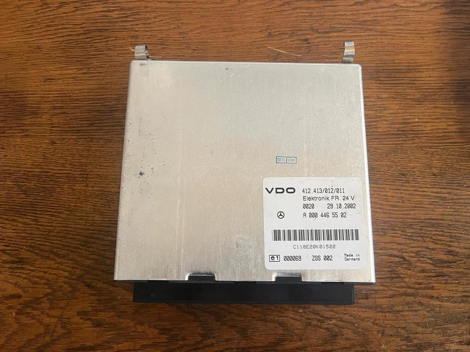 Mercedes Atego VDO Elektronik FR Steuergerät A0004465502 - Upravljačka jedinica (ECU) za Kamion: slika Mercedes Atego VDO Elektronik FR Steuergerät A0004465502 - Upravljačka jedinica (ECU) za Kamion Mercedes Atego VDO Elektronik FR Steuergerät A0004465502 - Upravljačka jedinica (ECU) za Kamion: slika Mercedes Atego VDO Elektronik FR Steuergerät A0004465502 - Upravljačka jedinica (ECU) za Kamion