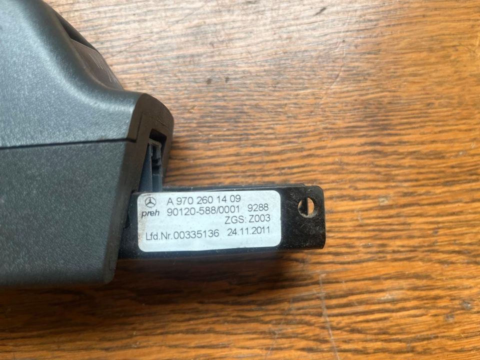 Mercedes Benz Schalthebel / Gangschalter A9702601409 - Ručica mjenjača za Kamion: slika Mercedes Benz Schalthebel / Gangschalter A9702601409 - Ručica mjenjača za Kamion Mercedes Benz Schalthebel / Gangschalter A9702601409 - Ručica mjenjača za Kamion: slika Mercedes Benz Schalthebel / Gangschalter A9702601409 - Ručica mjenjača za Kamion