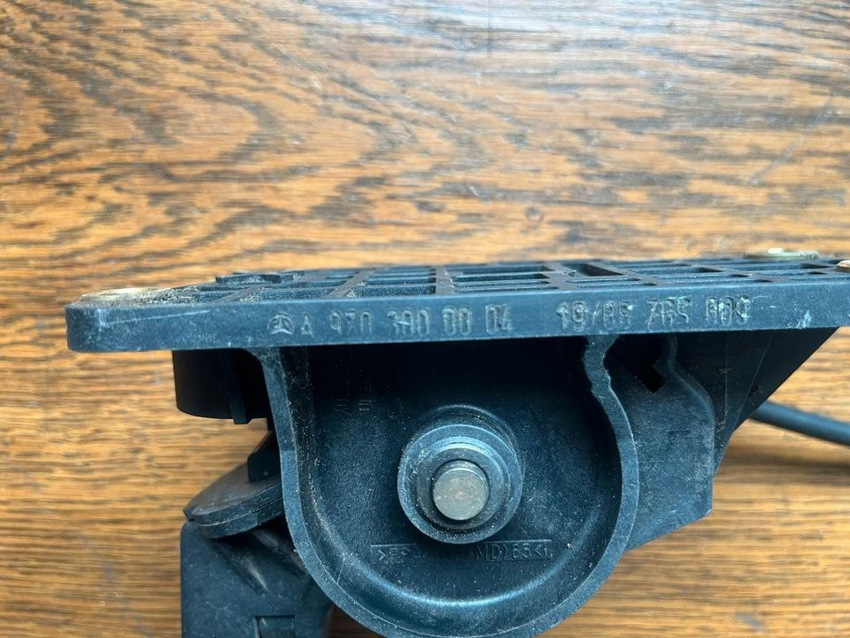 Mercedes Gaspedal A9703000004 - Papučica za Kamion: slika Mercedes Gaspedal A9703000004 - Papučica za Kamion Mercedes Gaspedal A9703000004 - Papučica za Kamion: slika Mercedes Gaspedal A9703000004 - Papučica za Kamion