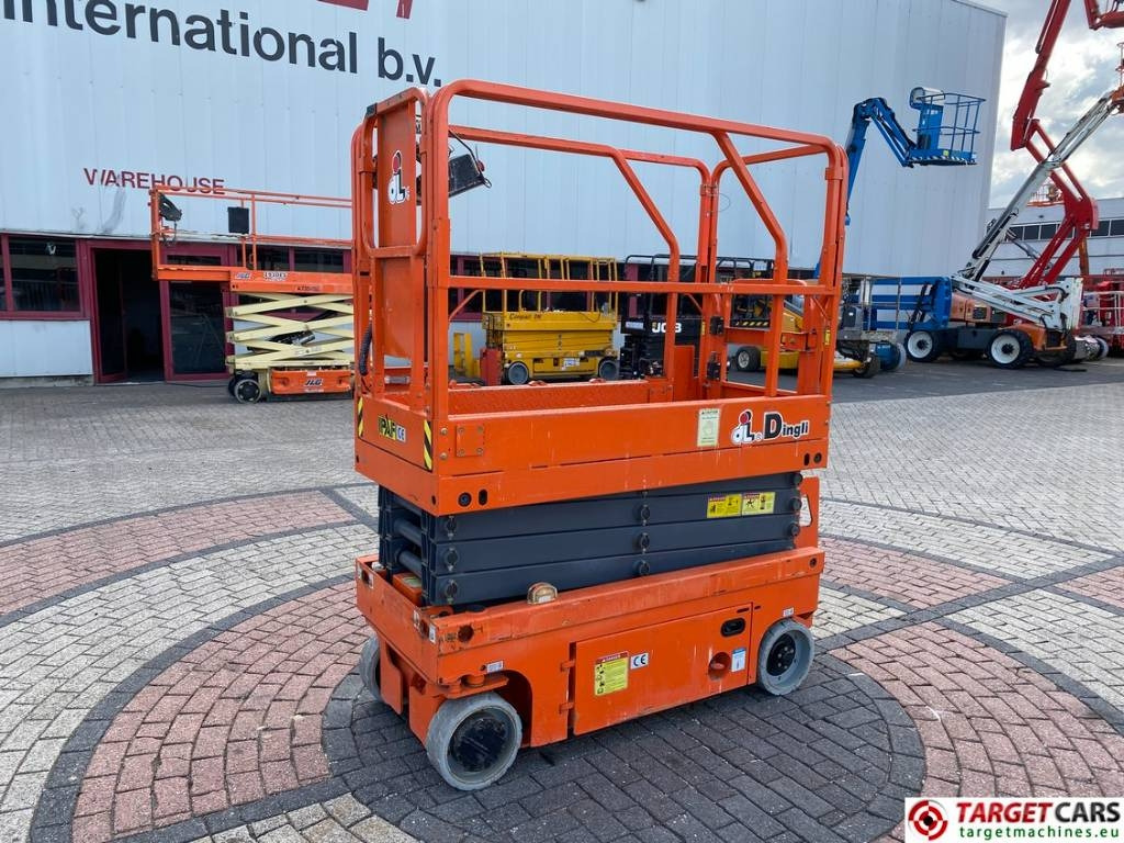 Dingli JCPT0807DC Electric Scissor Work Lift 780cm - Škarasta podizna platforma: slika Dingli JCPT0807DC Electric Scissor Work Lift 780cm - Škarasta podizna platforma Dingli JCPT0807DC Electric Scissor Work Lift 780cm - Škarasta podizna platforma: slika Dingli JCPT0807DC Electric Scissor Work Lift 780cm - Škarasta podizna platforma