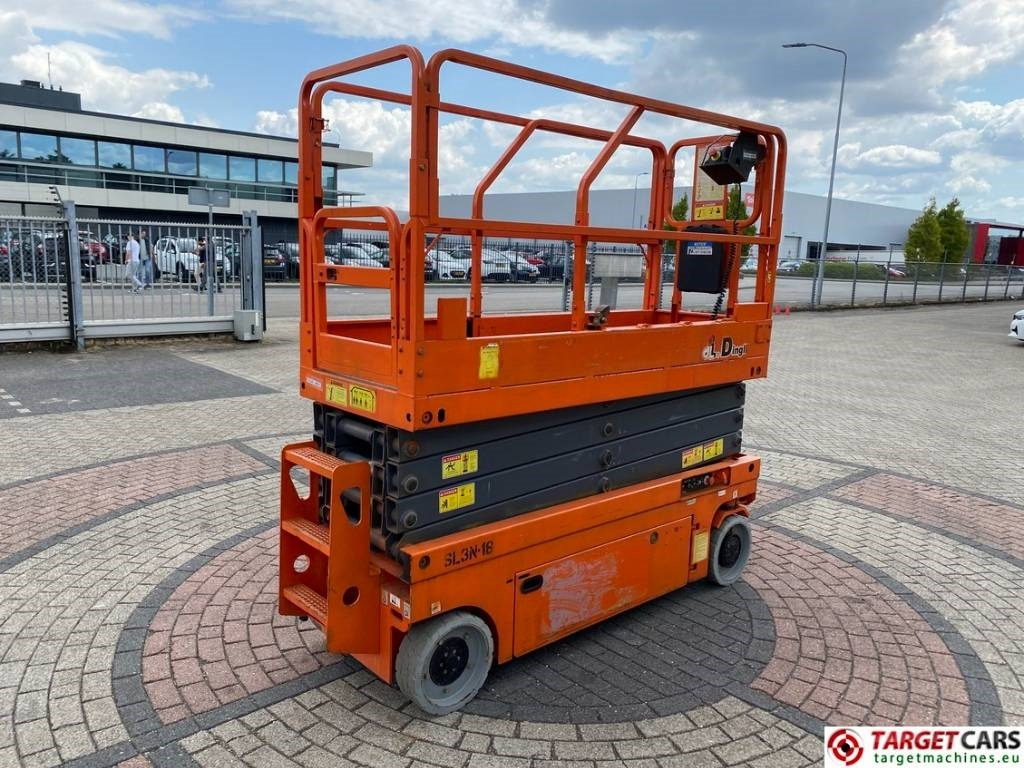 Dingli JCPT1008DC Electric Scissor Work Lift 1000cm - Škarasta podizna platforma: slika Dingli JCPT1008DC Electric Scissor Work Lift 1000cm - Škarasta podizna platforma Dingli JCPT1008DC Electric Scissor Work Lift 1000cm - Škarasta podizna platforma: slika Dingli JCPT1008DC Electric Scissor Work Lift 1000cm - Škarasta podizna platforma