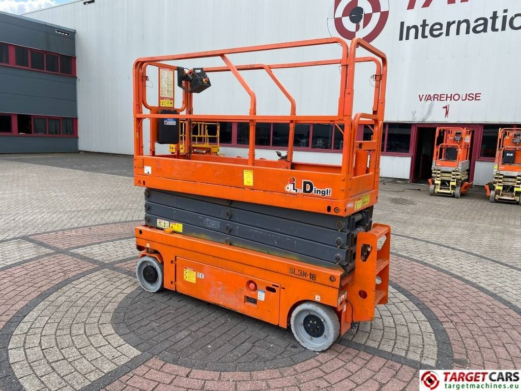 Dingli JCPT1008DC Electric Scissor Work Lift 1000cm - Škarasta podizna platforma: slika Dingli JCPT1008DC Electric Scissor Work Lift 1000cm - Škarasta podizna platforma Dingli JCPT1008DC Electric Scissor Work Lift 1000cm - Škarasta podizna platforma: slika Dingli JCPT1008DC Electric Scissor Work Lift 1000cm - Škarasta podizna platforma
