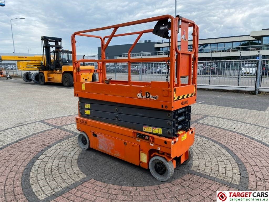 Dingli JCPT1008DC Electric Scissor Work Lift 1000cm - Škarasta podizna platforma: slika Dingli JCPT1008DC Electric Scissor Work Lift 1000cm - Škarasta podizna platforma Dingli JCPT1008DC Electric Scissor Work Lift 1000cm - Škarasta podizna platforma: slika Dingli JCPT1008DC Electric Scissor Work Lift 1000cm - Škarasta podizna platforma