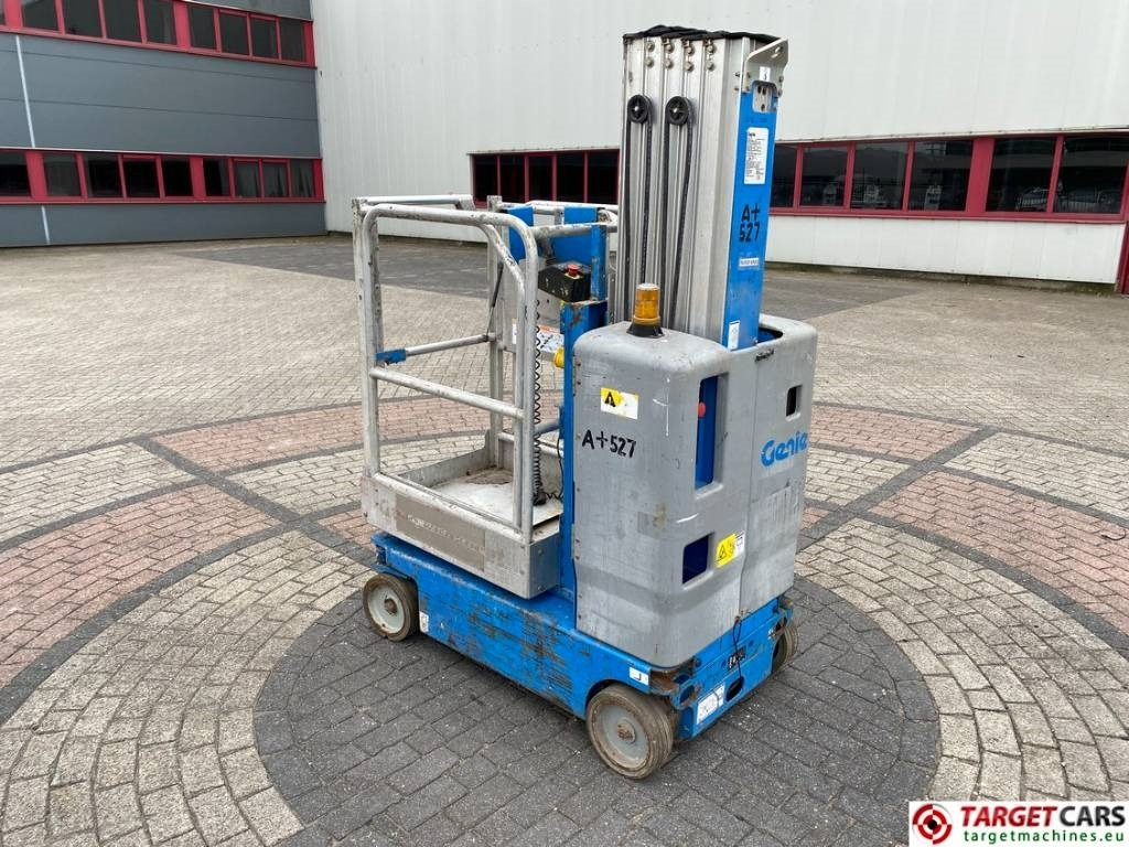 Genie GR-20 Runabout Vertical Mast Work Lift 802cm - Platforma za podizanje stupa u okomitom položaju: slika Genie GR-20 Runabout Vertical Mast Work Lift 802cm - Platforma za podizanje stupa u okomitom položaju Genie GR-20 Runabout Vertical Mast Work Lift 802cm - Platforma za podizanje stupa u okomitom položaju: slika Genie GR-20 Runabout Vertical Mast Work Lift 802cm - Platforma za podizanje stupa u okomitom položaju