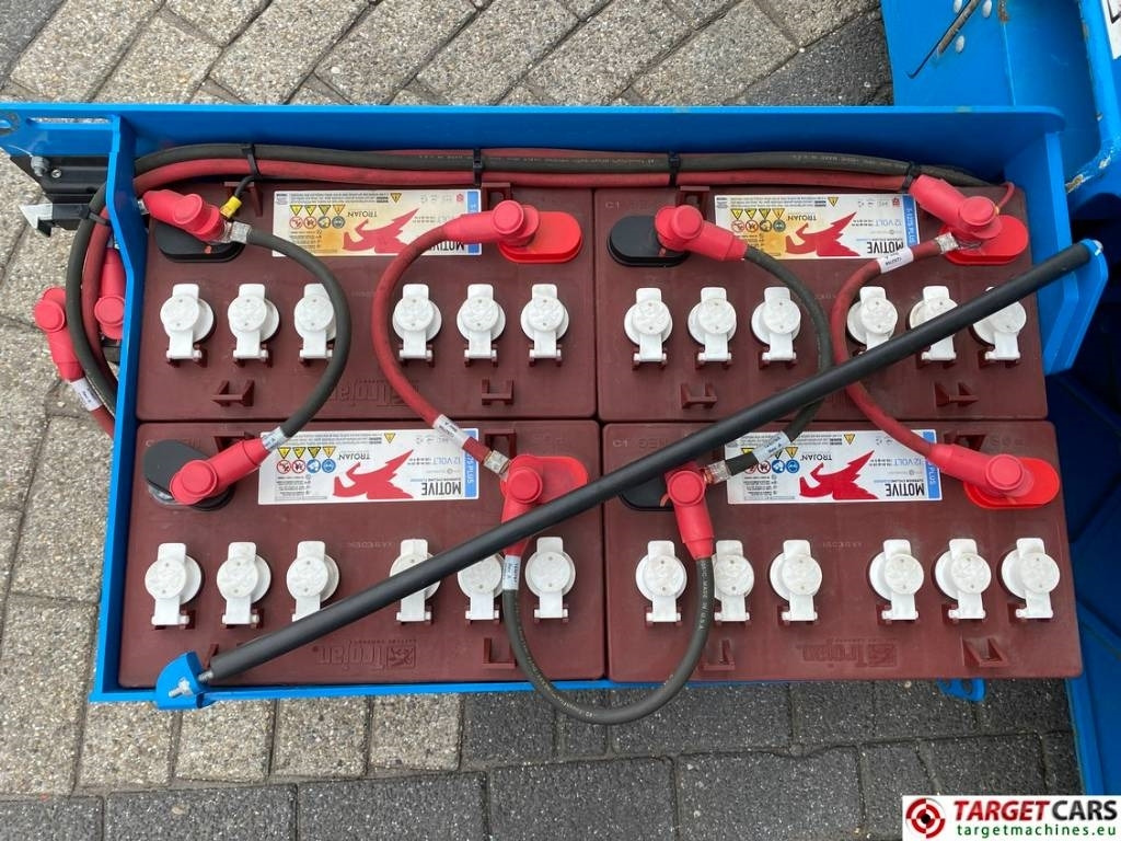 Škarasta podizna platforma Genie GS-4655 Electric E-Drive Scissor Work Lift 1595cm: slika Škarasta podizna platforma Genie GS-4655 Electric E-Drive Scissor Work Lift 1595cm