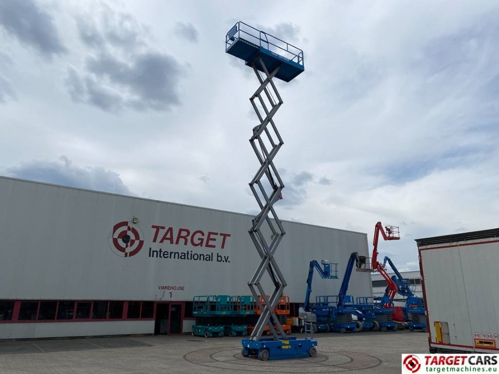 Škarasta podizna platforma Genie GS-4655 Electric E-Drive Scissor Work Lift 1595cm: slika Škarasta podizna platforma Genie GS-4655 Electric E-Drive Scissor Work Lift 1595cm