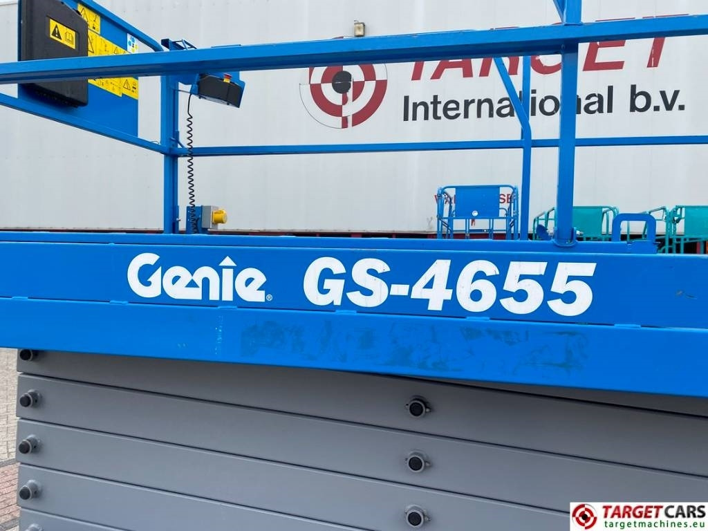 Škarasta podizna platforma Genie GS-4655 Electric E-Drive Scissor Work Lift 1595cm: slika Škarasta podizna platforma Genie GS-4655 Electric E-Drive Scissor Work Lift 1595cm