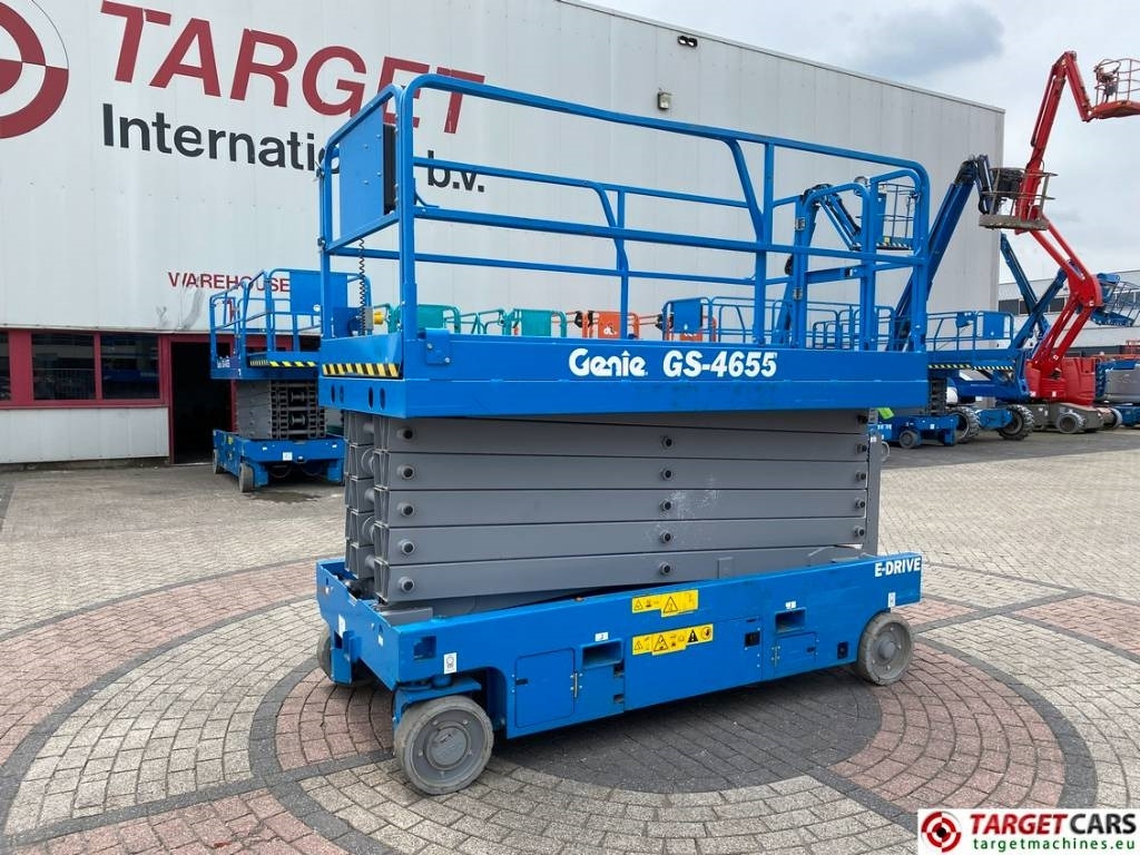 Genie GS-4655 Electric E-Drive Scissor Work Lift 1595cm - Škarasta podizna platforma: slika Genie GS-4655 Electric E-Drive Scissor Work Lift 1595cm - Škarasta podizna platforma Genie GS-4655 Electric E-Drive Scissor Work Lift 1595cm - Škarasta podizna platforma: slika Genie GS-4655 Electric E-Drive Scissor Work Lift 1595cm - Škarasta podizna platforma