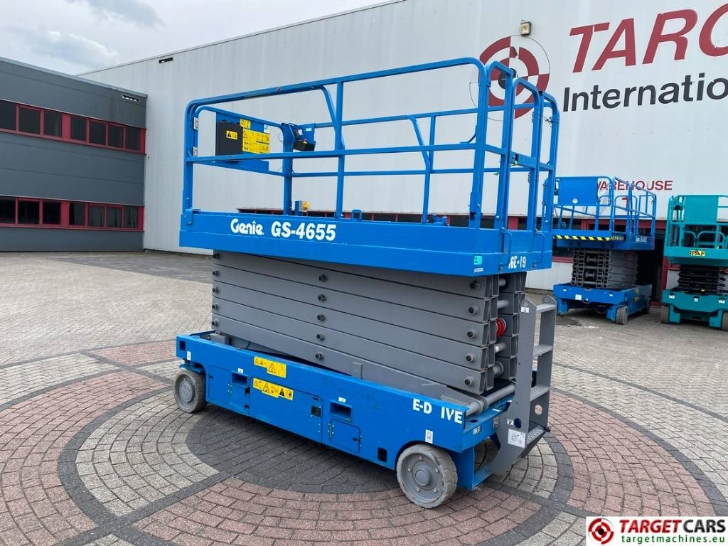 Genie GS-4655 Electric GS4655 Scissor Work Lift 1595cm - Škarasta podizna platforma: slika Genie GS-4655 Electric GS4655 Scissor Work Lift 1595cm - Škarasta podizna platforma Genie GS-4655 Electric GS4655 Scissor Work Lift 1595cm - Škarasta podizna platforma: slika Genie GS-4655 Electric GS4655 Scissor Work Lift 1595cm - Škarasta podizna platforma