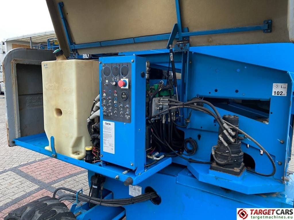 Teleskopski krak Genie S-45 Telescopic 4x4 Diesel Boom Work Lift 1572cm: slika Teleskopski krak Genie S-45 Telescopic 4x4 Diesel Boom Work Lift 1572cm