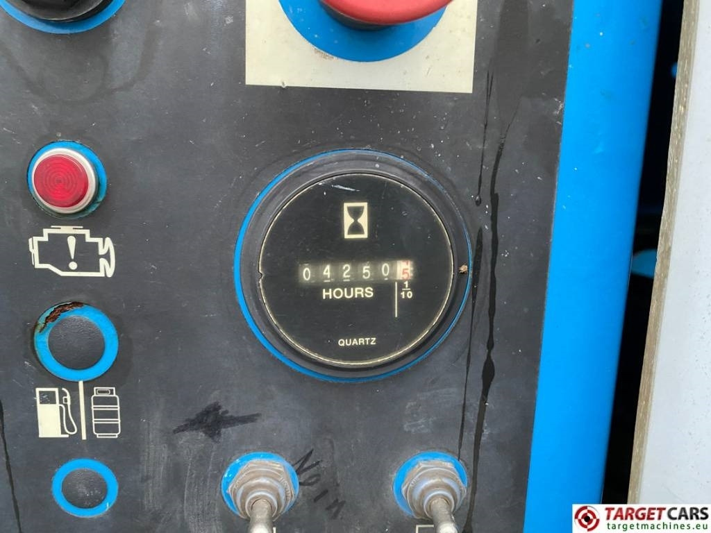 Teleskopski krak Genie S-45 Telescopic 4x4 Diesel Boom Work Lift 1572cm: slika Teleskopski krak Genie S-45 Telescopic 4x4 Diesel Boom Work Lift 1572cm