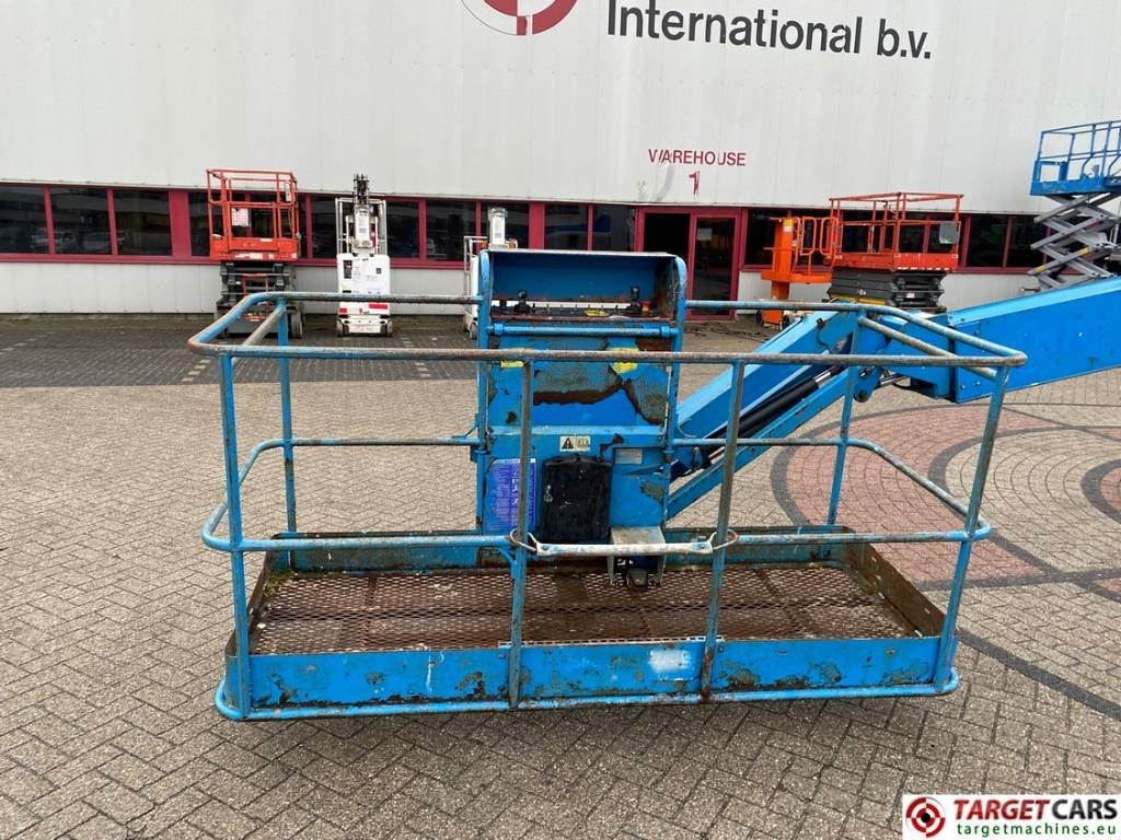 Teleskopski krak Genie S-45 Telescopic 4x4 Diesel Boom Work Lift 1572cm: slika Teleskopski krak Genie S-45 Telescopic 4x4 Diesel Boom Work Lift 1572cm