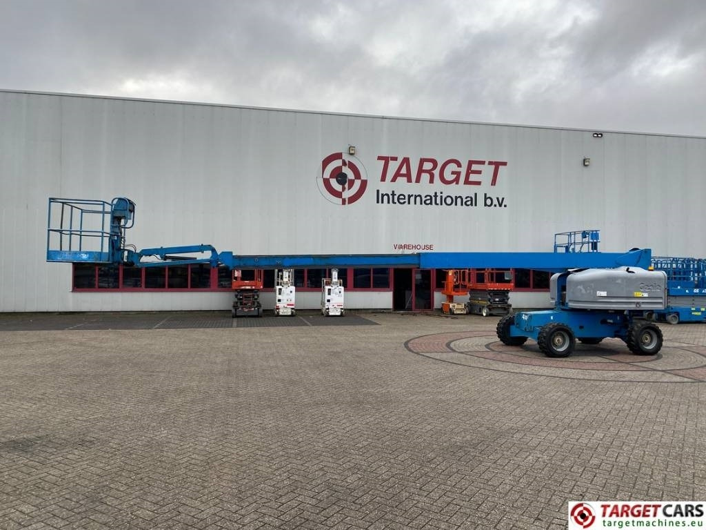 Teleskopski krak Genie S-45 Telescopic 4x4 Diesel Boom Work Lift 1572cm: slika Teleskopski krak Genie S-45 Telescopic 4x4 Diesel Boom Work Lift 1572cm