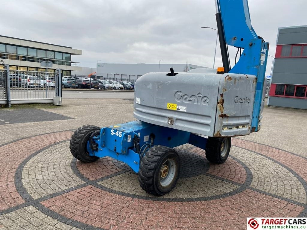 Teleskopski krak Genie S-45 Telescopic 4x4 Diesel Boom Work Lift 1572cm: slika Teleskopski krak Genie S-45 Telescopic 4x4 Diesel Boom Work Lift 1572cm