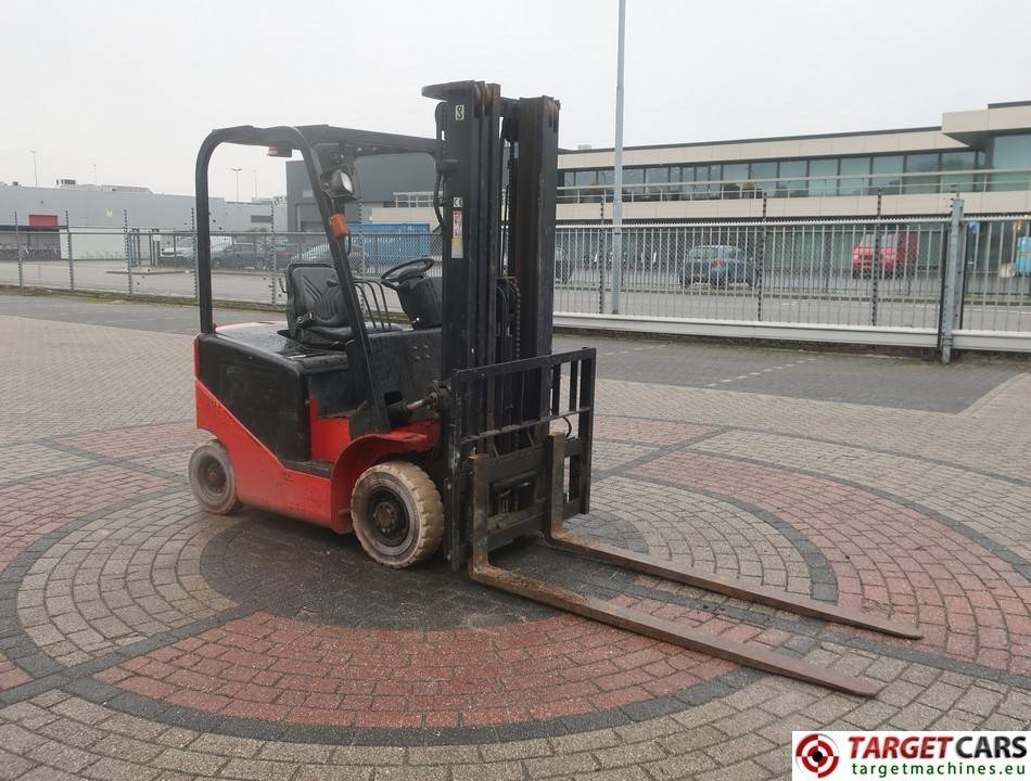 Hangcha CPD15J Eletric 4-wh Forklift Triplex-480cm 1500KG - Električni viličar: slika Hangcha CPD15J Eletric 4-wh Forklift Triplex-480cm 1500KG - Električni viličar Hangcha CPD15J Eletric 4-wh Forklift Triplex-480cm 1500KG - Električni viličar: slika Hangcha CPD15J Eletric 4-wh Forklift Triplex-480cm 1500KG - Električni viličar