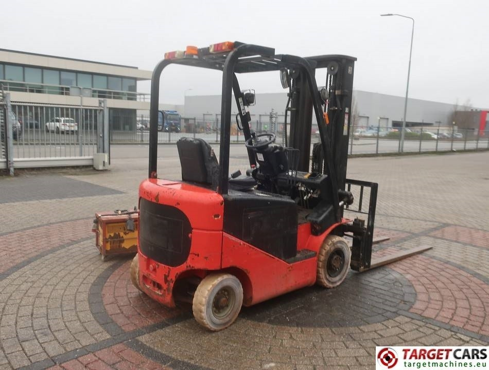 Hangcha CPD15J Eletric 4-wh Forklift Triplex-480cm 1500KG - Električni viličar: slika Hangcha CPD15J Eletric 4-wh Forklift Triplex-480cm 1500KG - Električni viličar Hangcha CPD15J Eletric 4-wh Forklift Triplex-480cm 1500KG - Električni viličar: slika Hangcha CPD15J Eletric 4-wh Forklift Triplex-480cm 1500KG - Električni viličar