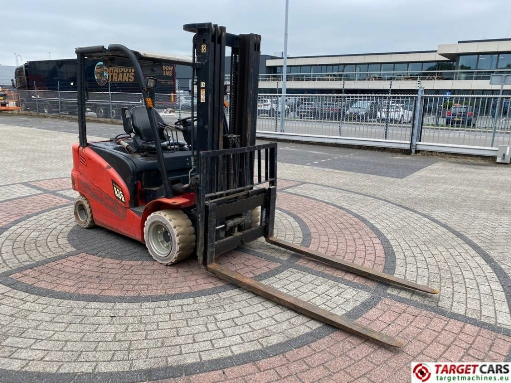 Hangcha CPD35 Electric A35 Forklift Electric 3.5T 480cm - Električni viličar: slika Hangcha CPD35 Electric A35 Forklift Electric 3.5T 480cm - Električni viličar Hangcha CPD35 Electric A35 Forklift Electric 3.5T 480cm - Električni viličar: slika Hangcha CPD35 Electric A35 Forklift Electric 3.5T 480cm - Električni viličar