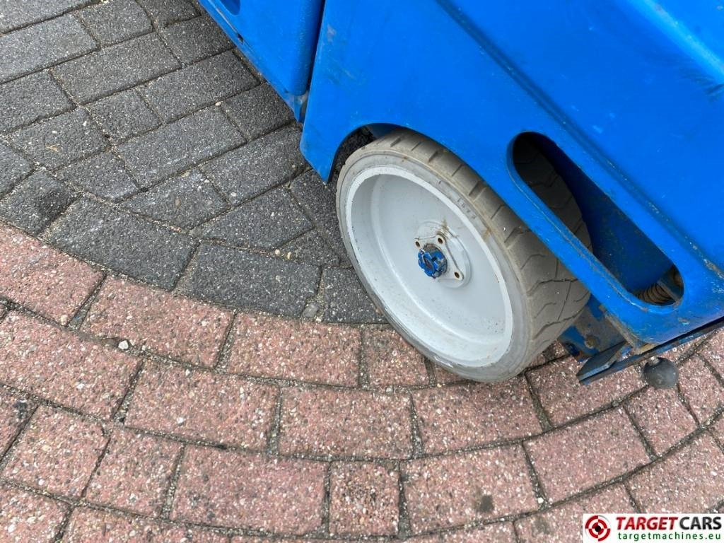 Škarasta podizna platforma Haulotte Compact 14 Electric Scissor Work Lift 1385cm: slika Škarasta podizna platforma Haulotte Compact 14 Electric Scissor Work Lift 1385cm Škarasta podizna platforma Haulotte Compact 14 Electric Scissor Work Lift 1385cm: slika Škarasta podizna platforma Haulotte Compact 14 Electric Scissor Work Lift 1385cm