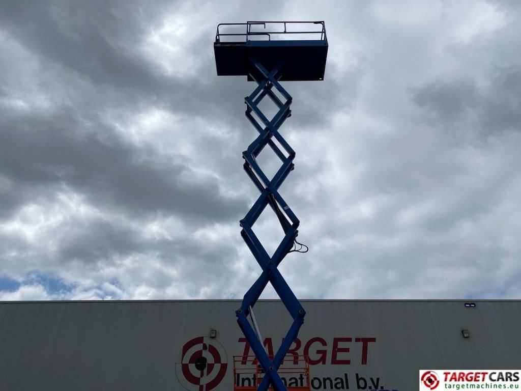 Škarasta podizna platforma Haulotte Compact 14 Electric Scissor Work Lift 1385cm: slika Škarasta podizna platforma Haulotte Compact 14 Electric Scissor Work Lift 1385cm Škarasta podizna platforma Haulotte Compact 14 Electric Scissor Work Lift 1385cm: slika Škarasta podizna platforma Haulotte Compact 14 Electric Scissor Work Lift 1385cm