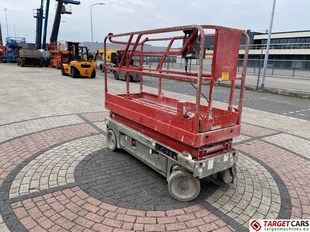 Haulotte Compact 8 Electric Scissor Work Lift 818cm DEFECT - Škarasta podizna platforma: slika Haulotte Compact 8 Electric Scissor Work Lift 818cm DEFECT - Škarasta podizna platforma Haulotte Compact 8 Electric Scissor Work Lift 818cm DEFECT - Škarasta podizna platforma: slika Haulotte Compact 8 Electric Scissor Work Lift 818cm DEFECT - Škarasta podizna platforma