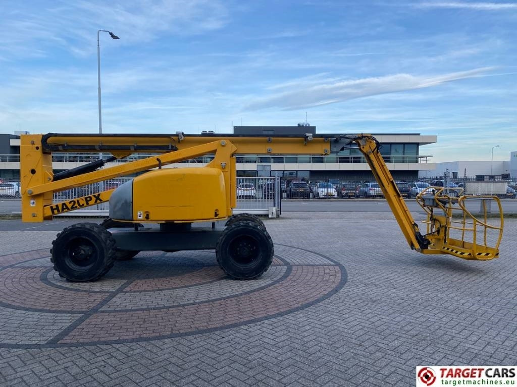 Zglobni krak Haulotte HA20PX Articulated 4x4x4 Diesel Boom Lift 2065cm: slika Zglobni krak Haulotte HA20PX Articulated 4x4x4 Diesel Boom Lift 2065cm Zglobni krak Haulotte HA20PX Articulated 4x4x4 Diesel Boom Lift 2065cm: slika Zglobni krak Haulotte HA20PX Articulated 4x4x4 Diesel Boom Lift 2065cm
