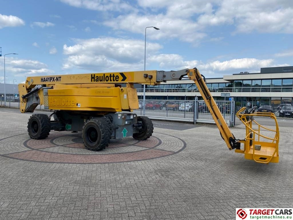 Haulotte HA41PX NT Diesel 4x4 Articulated Boom Lift 4100cm - Radna platforma na prikolici: slika Haulotte HA41PX NT Diesel 4x4 Articulated Boom Lift 4100cm - Radna platforma na prikolici Haulotte HA41PX NT Diesel 4x4 Articulated Boom Lift 4100cm - Radna platforma na prikolici: slika Haulotte HA41PX NT Diesel 4x4 Articulated Boom Lift 4100cm - Radna platforma na prikolici