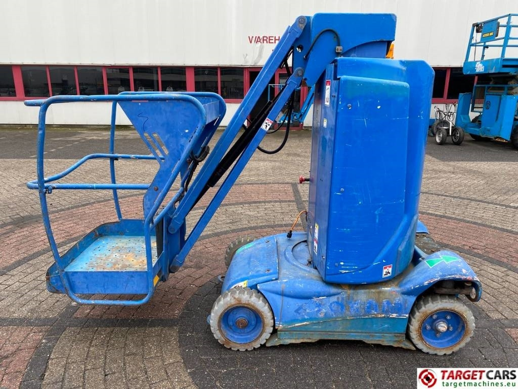 Platforma za podizanje stupa u okomitom položaju Haulotte Star 10 Electric Vertical Mast Work Lift 1000cm: slika Platforma za podizanje stupa u okomitom položaju Haulotte Star 10 Electric Vertical Mast Work Lift 1000cm Platforma za podizanje stupa u okomitom položaju Haulotte Star 10 Electric Vertical Mast Work Lift 1000cm: slika Platforma za podizanje stupa u okomitom položaju Haulotte Star 10 Electric Vertical Mast Work Lift 1000cm