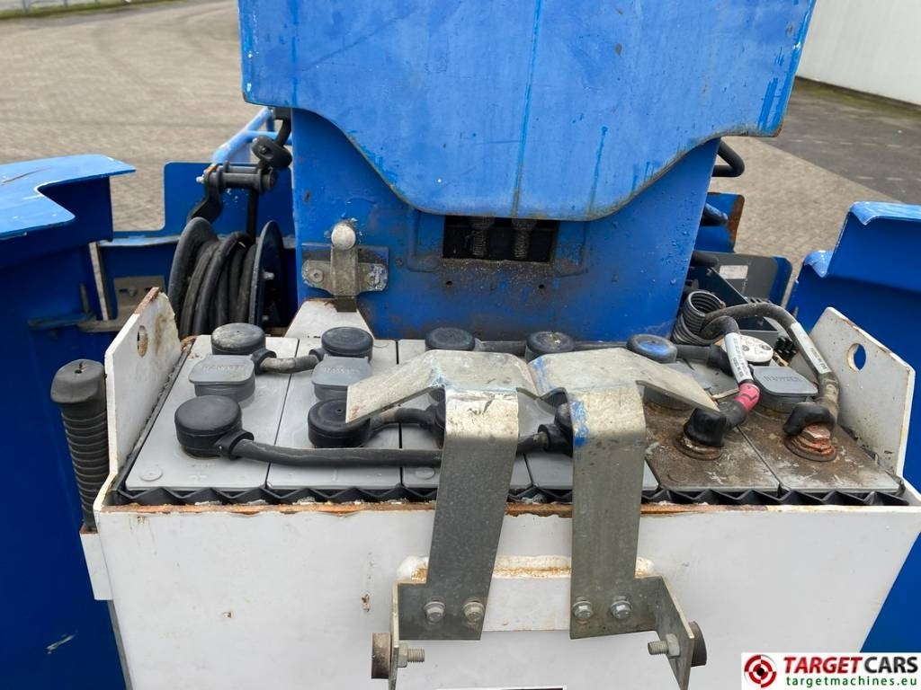 Platforma za podizanje stupa u okomitom položaju Haulotte Star 10 Electric Vertical Mast Work Lift 1000cm: slika Platforma za podizanje stupa u okomitom položaju Haulotte Star 10 Electric Vertical Mast Work Lift 1000cm Platforma za podizanje stupa u okomitom položaju Haulotte Star 10 Electric Vertical Mast Work Lift 1000cm: slika Platforma za podizanje stupa u okomitom položaju Haulotte Star 10 Electric Vertical Mast Work Lift 1000cm