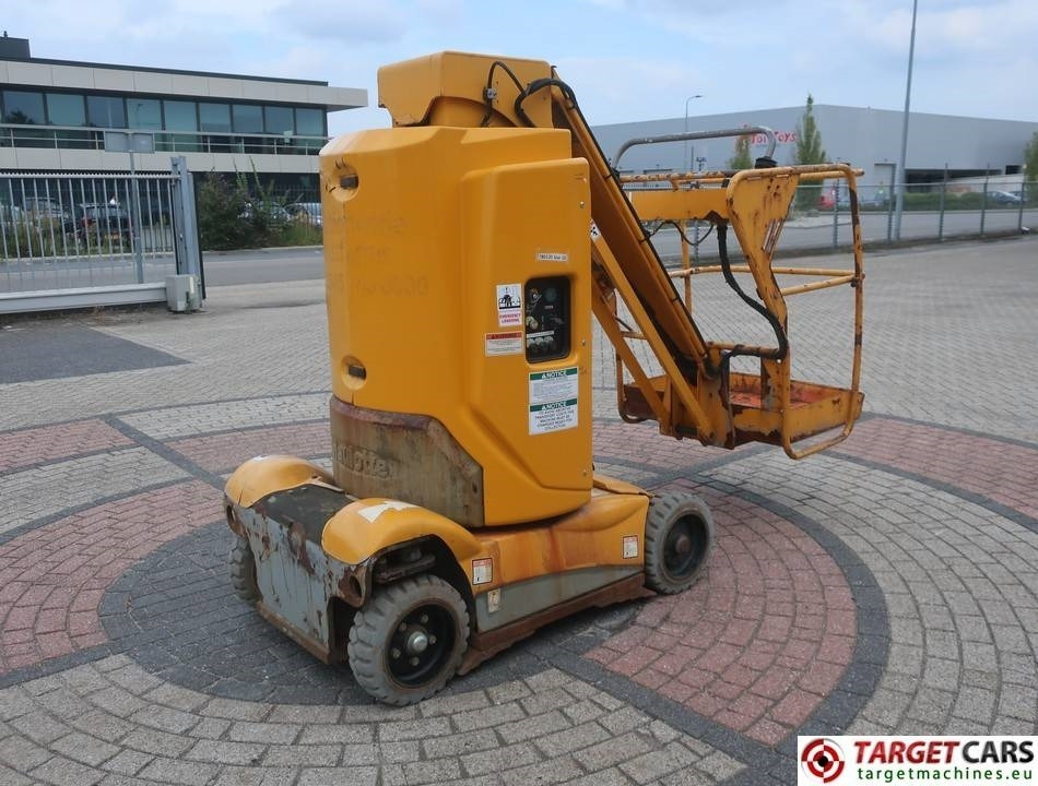 Haulotte Star 10 Electric Vertical Mast Work Lift 1000cm - Platforma za podizanje stupa u okomitom položaju: slika Haulotte Star 10 Electric Vertical Mast Work Lift 1000cm - Platforma za podizanje stupa u okomitom položaju Haulotte Star 10 Electric Vertical Mast Work Lift 1000cm - Platforma za podizanje stupa u okomitom položaju: slika Haulotte Star 10 Electric Vertical Mast Work Lift 1000cm - Platforma za podizanje stupa u okomitom položaju