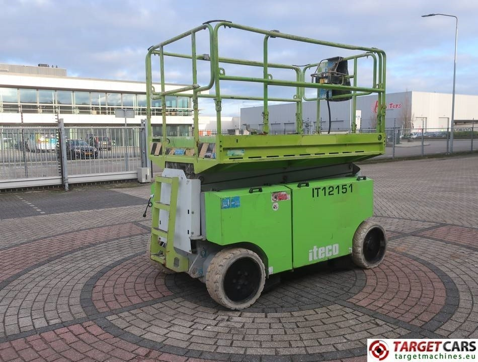 Iteco IT12151 Electric Scissor Work Lift 1380cm - Škarasta podizna platforma: slika Iteco IT12151 Electric Scissor Work Lift 1380cm - Škarasta podizna platforma Iteco IT12151 Electric Scissor Work Lift 1380cm - Škarasta podizna platforma: slika Iteco IT12151 Electric Scissor Work Lift 1380cm - Škarasta podizna platforma