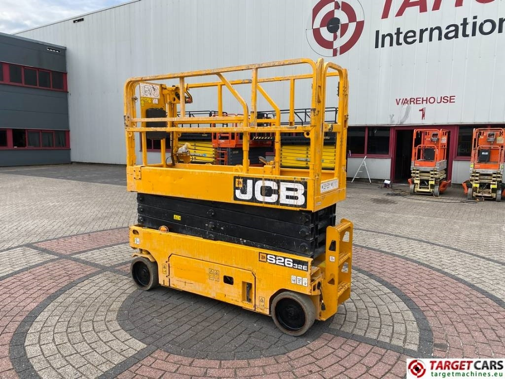 JCB S2632E Electric Scissor Work Lift 1010cm - Škarasta podizna platforma: slika JCB S2632E Electric Scissor Work Lift 1010cm - Škarasta podizna platforma JCB S2632E Electric Scissor Work Lift 1010cm - Škarasta podizna platforma: slika JCB S2632E Electric Scissor Work Lift 1010cm - Škarasta podizna platforma