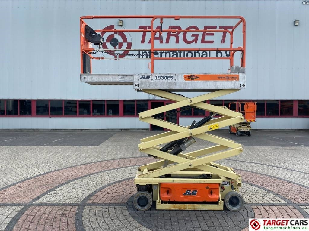 JLG 1930ES Electric Scissor Work Lift 772cm CE - Škarasta podizna platforma: slika JLG 1930ES Electric Scissor Work Lift 772cm CE - Škarasta podizna platforma JLG 1930ES Electric Scissor Work Lift 772cm CE - Škarasta podizna platforma: slika JLG 1930ES Electric Scissor Work Lift 772cm CE - Škarasta podizna platforma