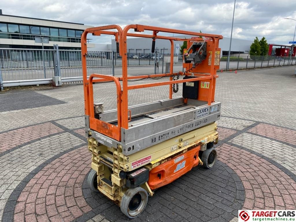 JLG 1930ES Electric Scissor Work Lift 772cm - Škarasta podizna platforma: slika JLG 1930ES Electric Scissor Work Lift 772cm - Škarasta podizna platforma JLG 1930ES Electric Scissor Work Lift 772cm - Škarasta podizna platforma: slika JLG 1930ES Electric Scissor Work Lift 772cm - Škarasta podizna platforma