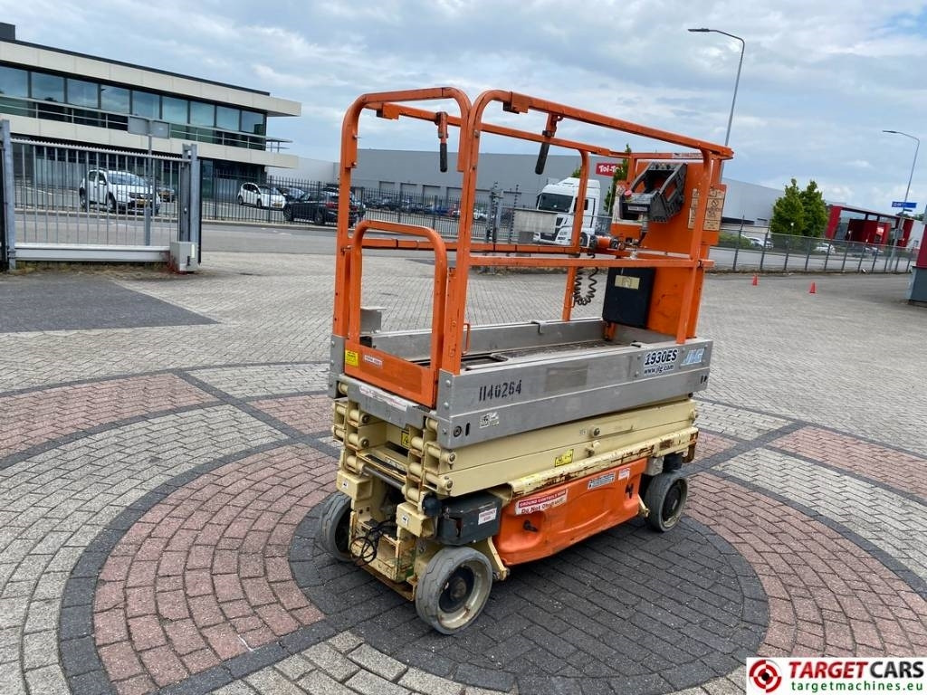 JLG 1930ES Electric Scissor Work Lift 772cm - Škarasta podizna platforma: slika JLG 1930ES Electric Scissor Work Lift 772cm - Škarasta podizna platforma JLG 1930ES Electric Scissor Work Lift 772cm - Škarasta podizna platforma: slika JLG 1930ES Electric Scissor Work Lift 772cm - Škarasta podizna platforma